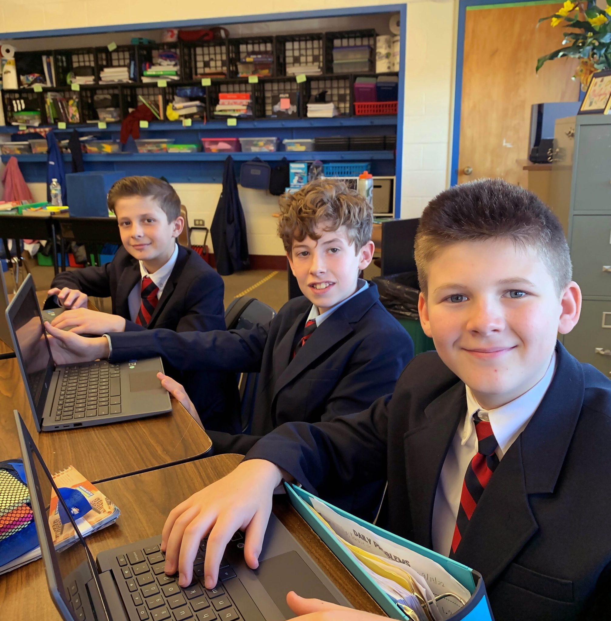 Vatican Dioceses, religious must work together to support Catholic