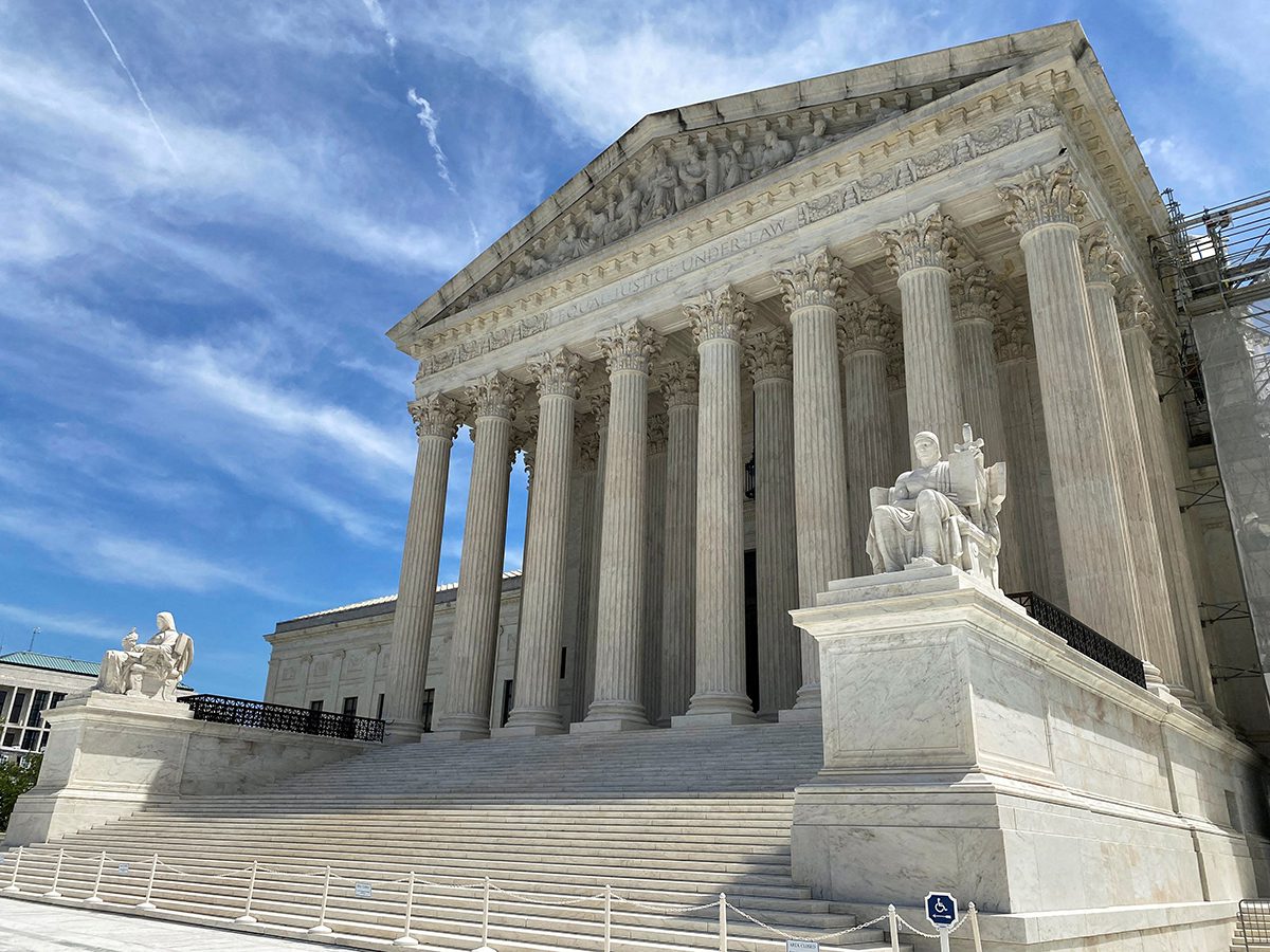 Supreme Court declines Kim Davis case seeking to overturn same-sex ...